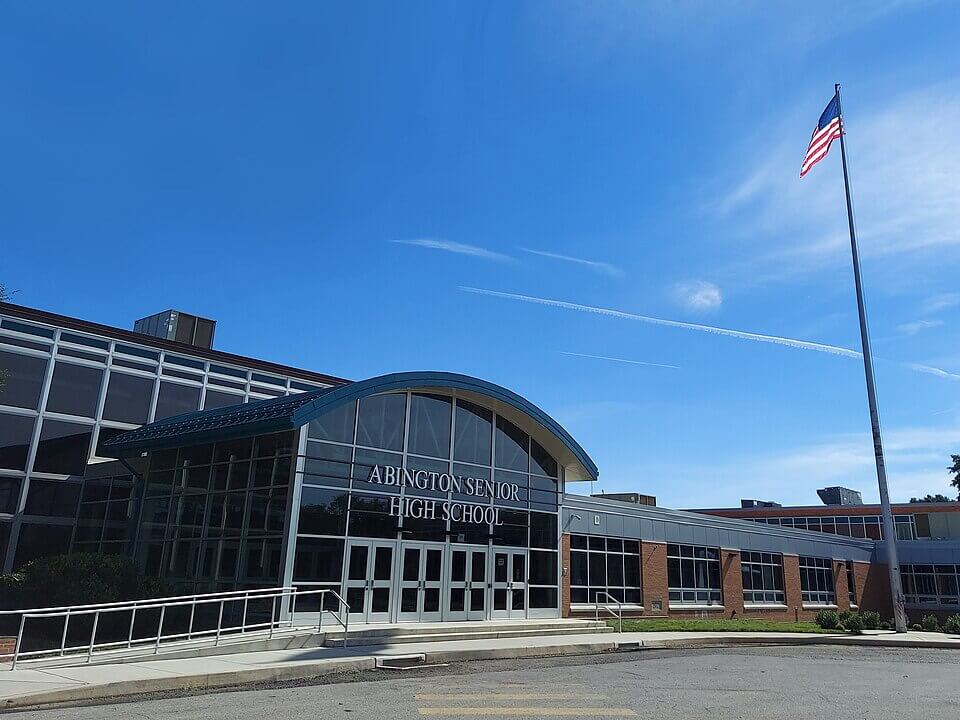 Professional Lawn Maintenance in Abington, PA