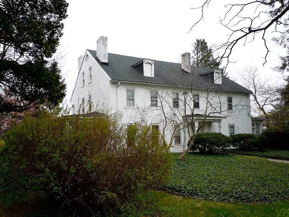 Professional Lawn Maintenance in Drexel Hill, PA
